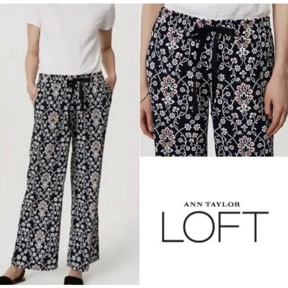 LOFT Pants - Ann Taylor Loft Women's Pants Red White Blue Pull on Casual Floral Wide Leg S